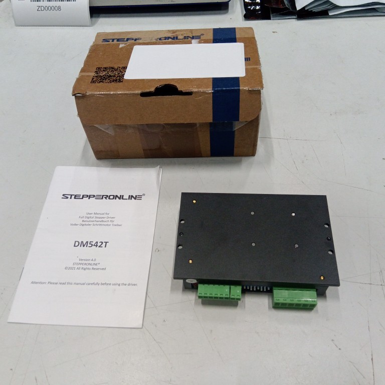 Digital Stepper Driver 1.0-4.5A 18-50VDC for Nema 17, 23, 24 Stepper Motor - DM542T | StepperOnline UK